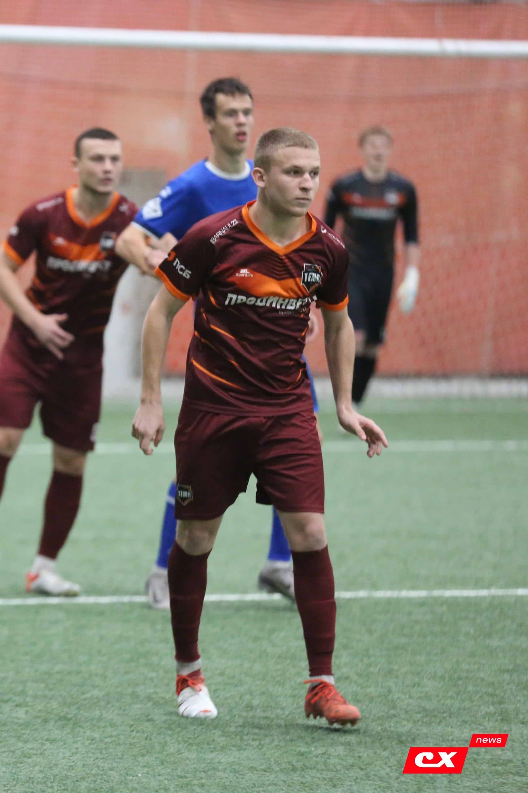 «Темп» 1:0 «Динамо-Барнаул-М». Третья лига. 05.10.2025. Александр Чёрный («Алтайский спорт»), Владимир Мартынов («CX News») — кадр 209