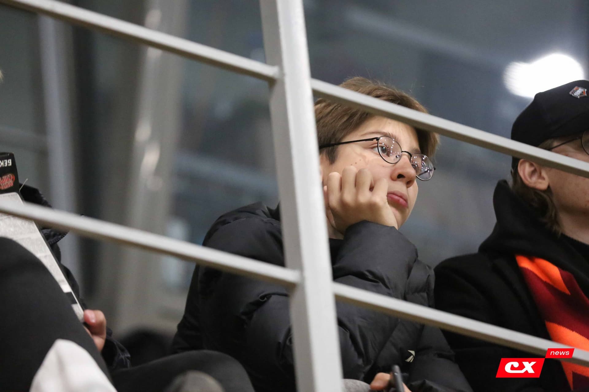 «Темп» 1:0 «Динамо-Барнаул-М». Третья лига. 05.10.2025. Александр Чёрный («Алтайский спорт»), Владимир Мартынов («CX News») — кадр 227