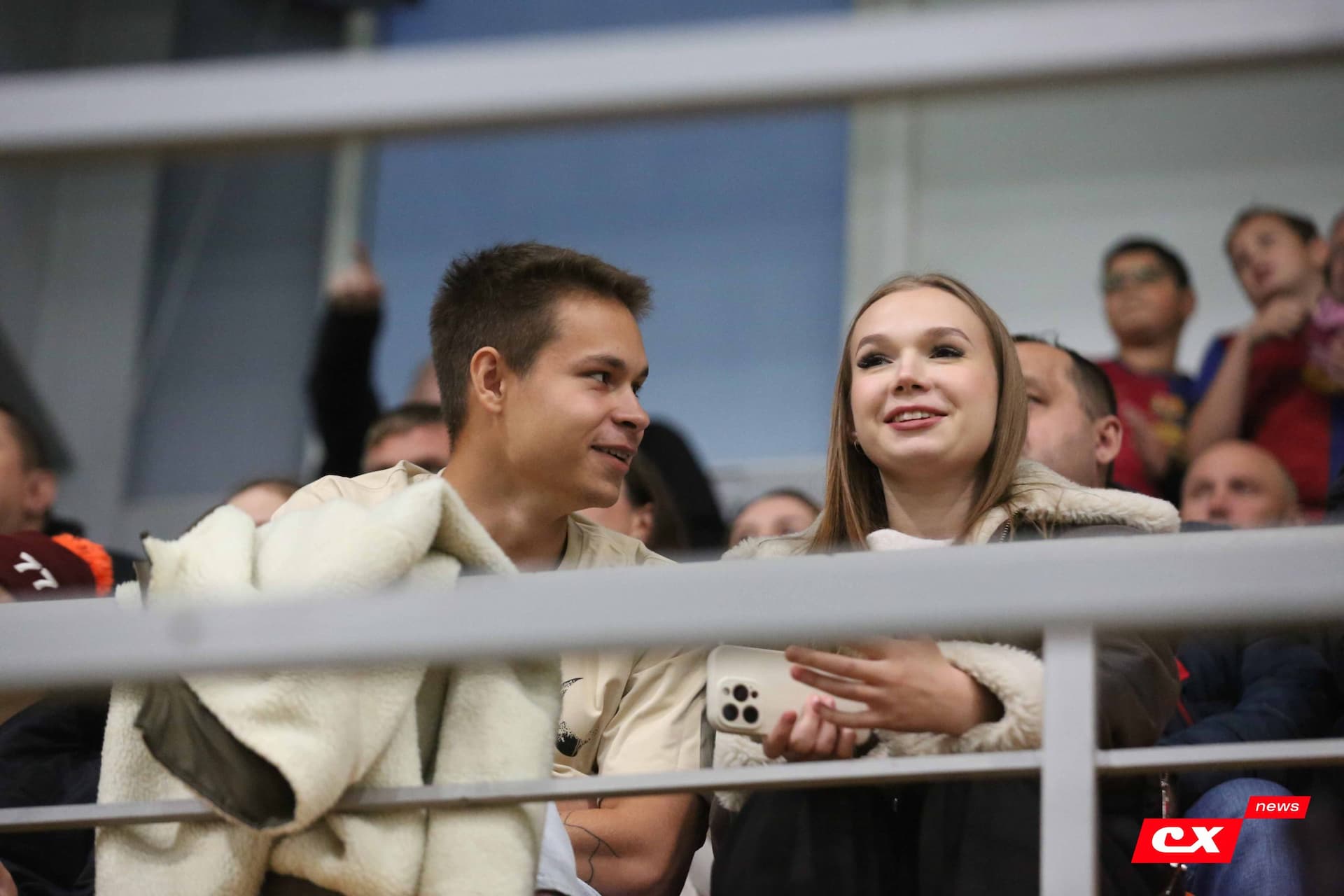 «Темп» 1:0 «Динамо-Барнаул-М». Третья лига. 05.10.2025. Александр Чёрный («Алтайский спорт»), Владимир Мартынов («CX News») — кадр 232