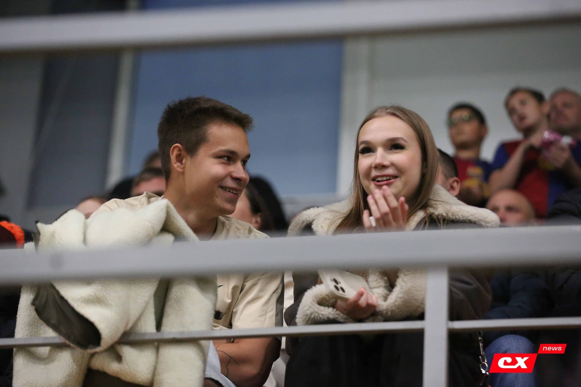 «Темп» 1:0 «Динамо-Барнаул-М». Третья лига. 05.10.2025. Александр Чёрный («Алтайский спорт»), Владимир Мартынов («CX News») — кадр 233