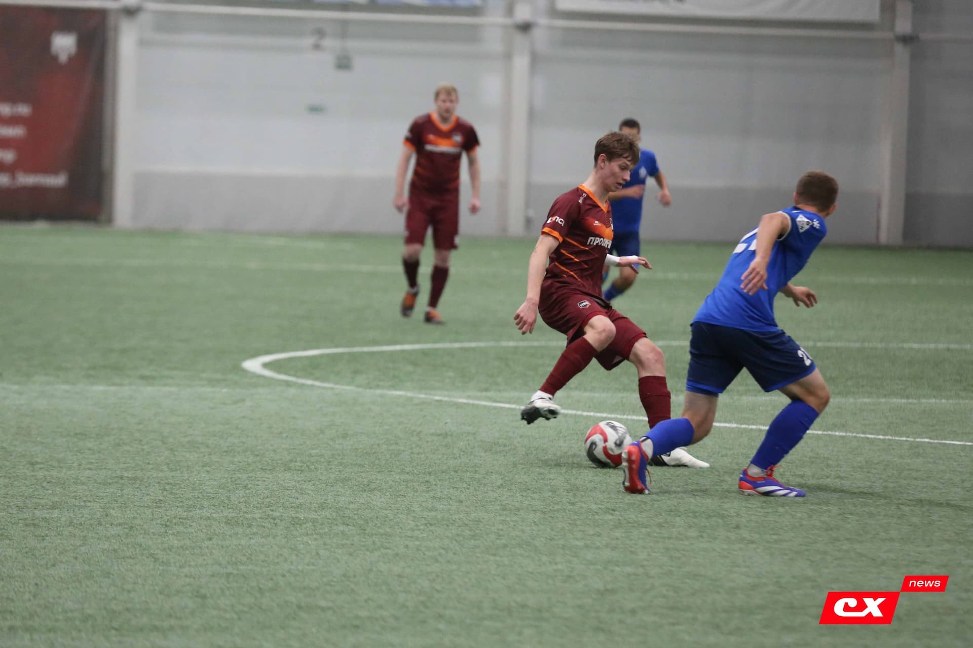 «Темп» 1:0 «Динамо-Барнаул-М». Третья лига. 05.10.2025. Александр Чёрный («Алтайский спорт»), Владимир Мартынов («CX News») — кадр 261