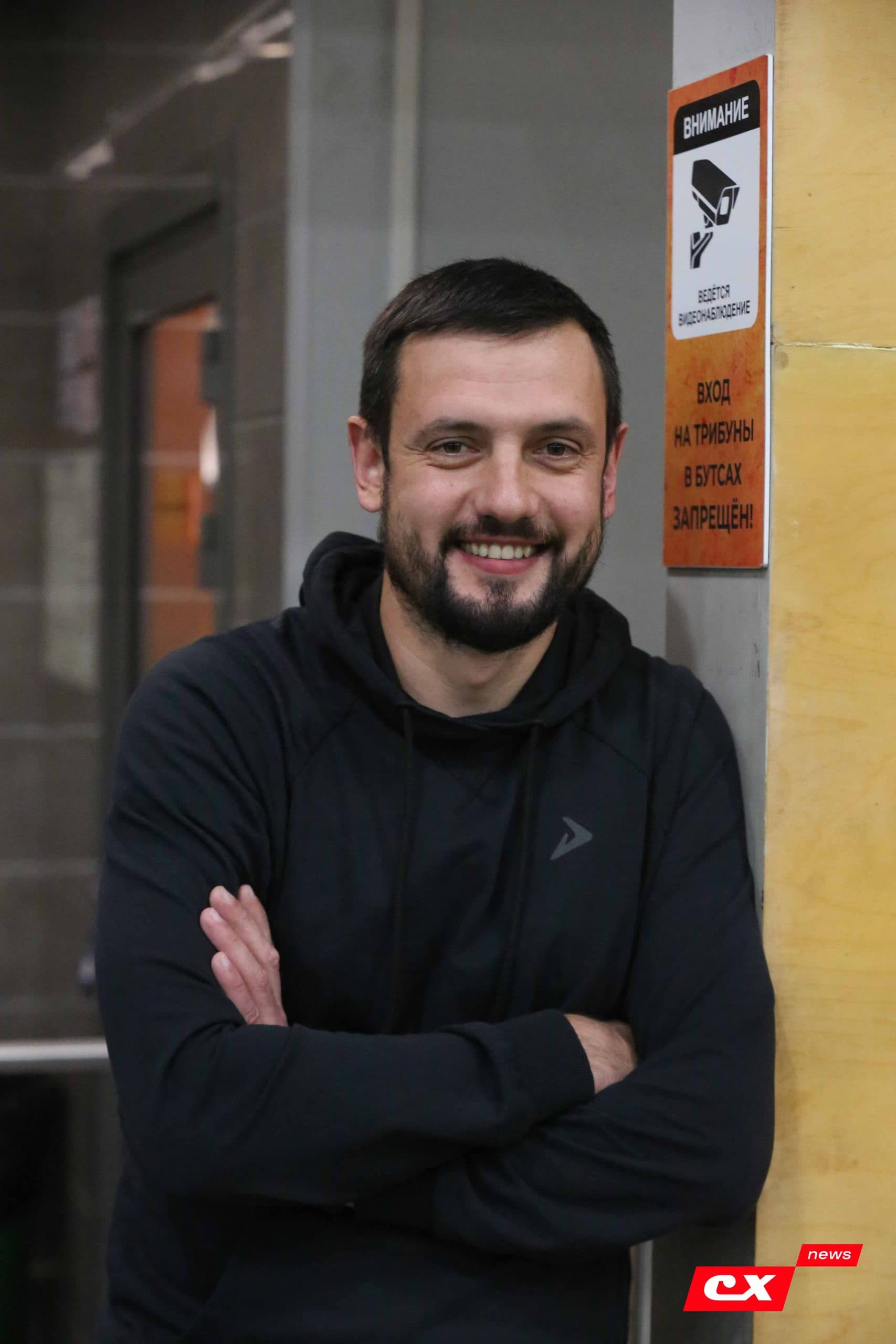 «Темп» 1:0 «Динамо-Барнаул-М». Третья лига. 05.10.2025. Александр Чёрный («Алтайский спорт»), Владимир Мартынов («CX News») — кадр 276