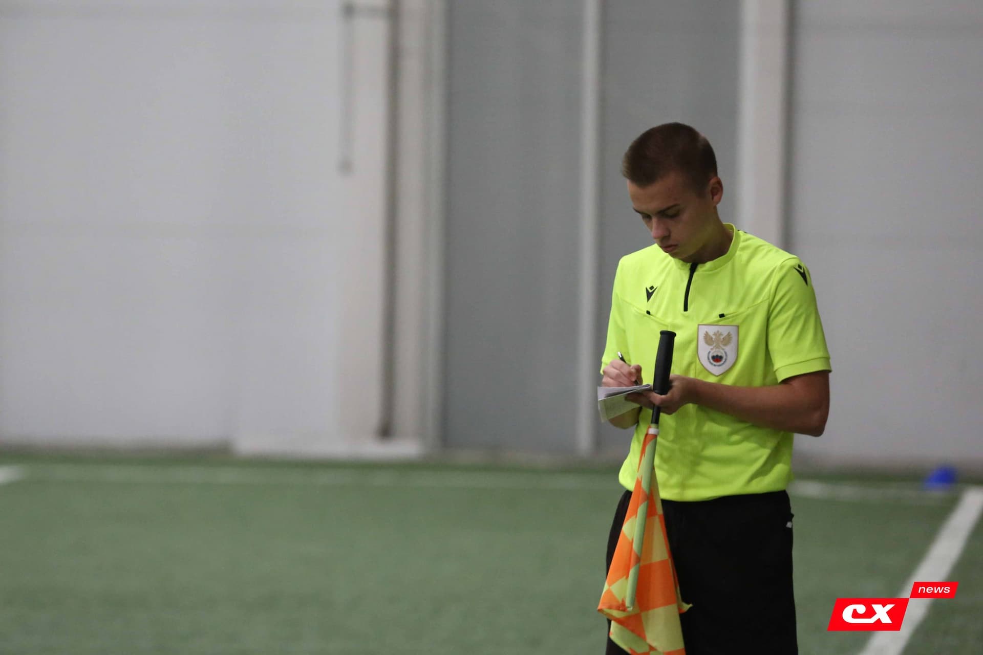 «Темп» 1:0 «Динамо-Барнаул-М». Третья лига. 05.10.2025. Александр Чёрный («Алтайский спорт»), Владимир Мартынов («CX News») — кадр 307