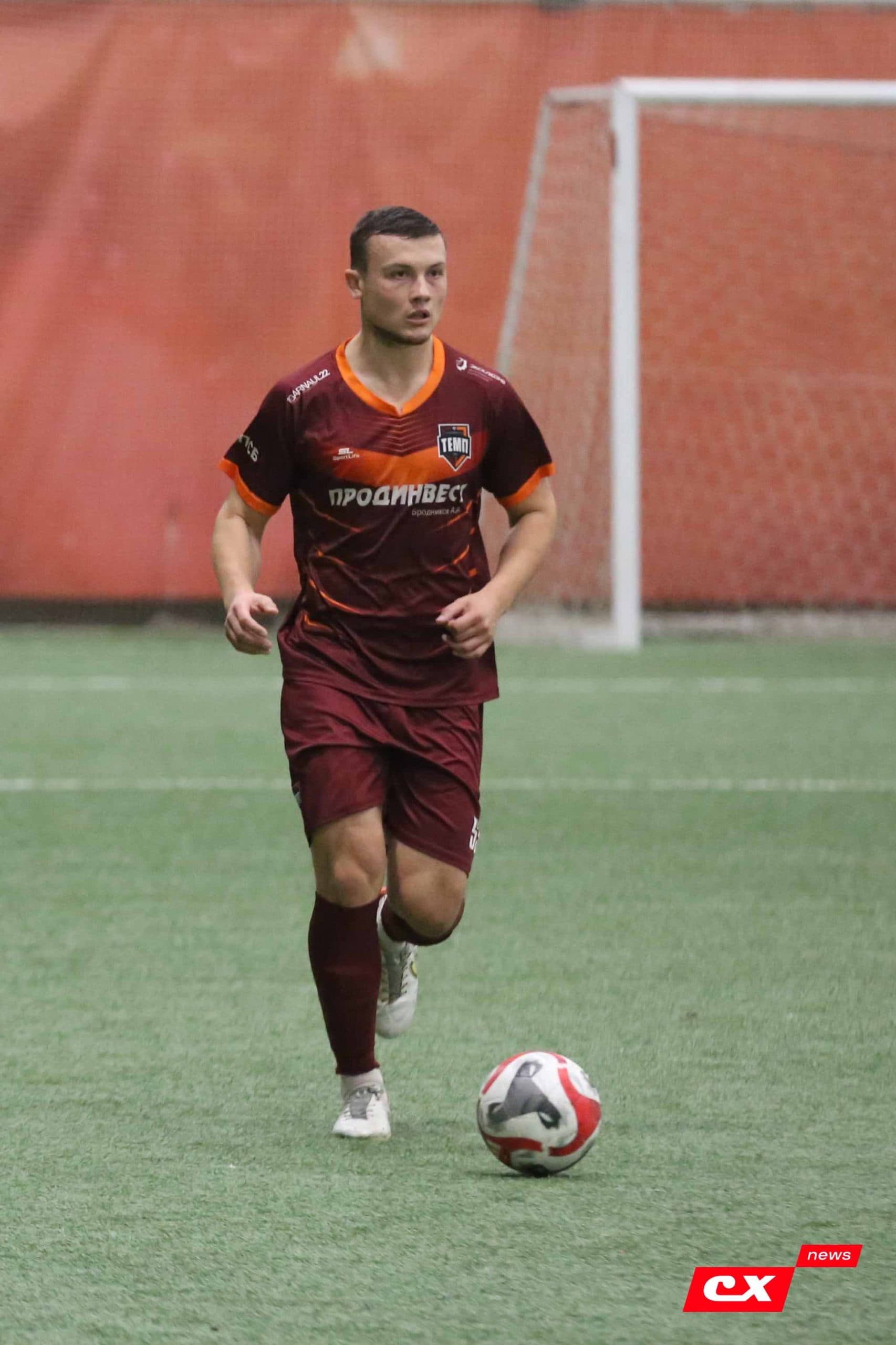 «Темп» 1:0 «Динамо-Барнаул-М». Третья лига. 05.10.2025. Александр Чёрный («Алтайский спорт»), Владимир Мартынов («CX News») — кадр 349