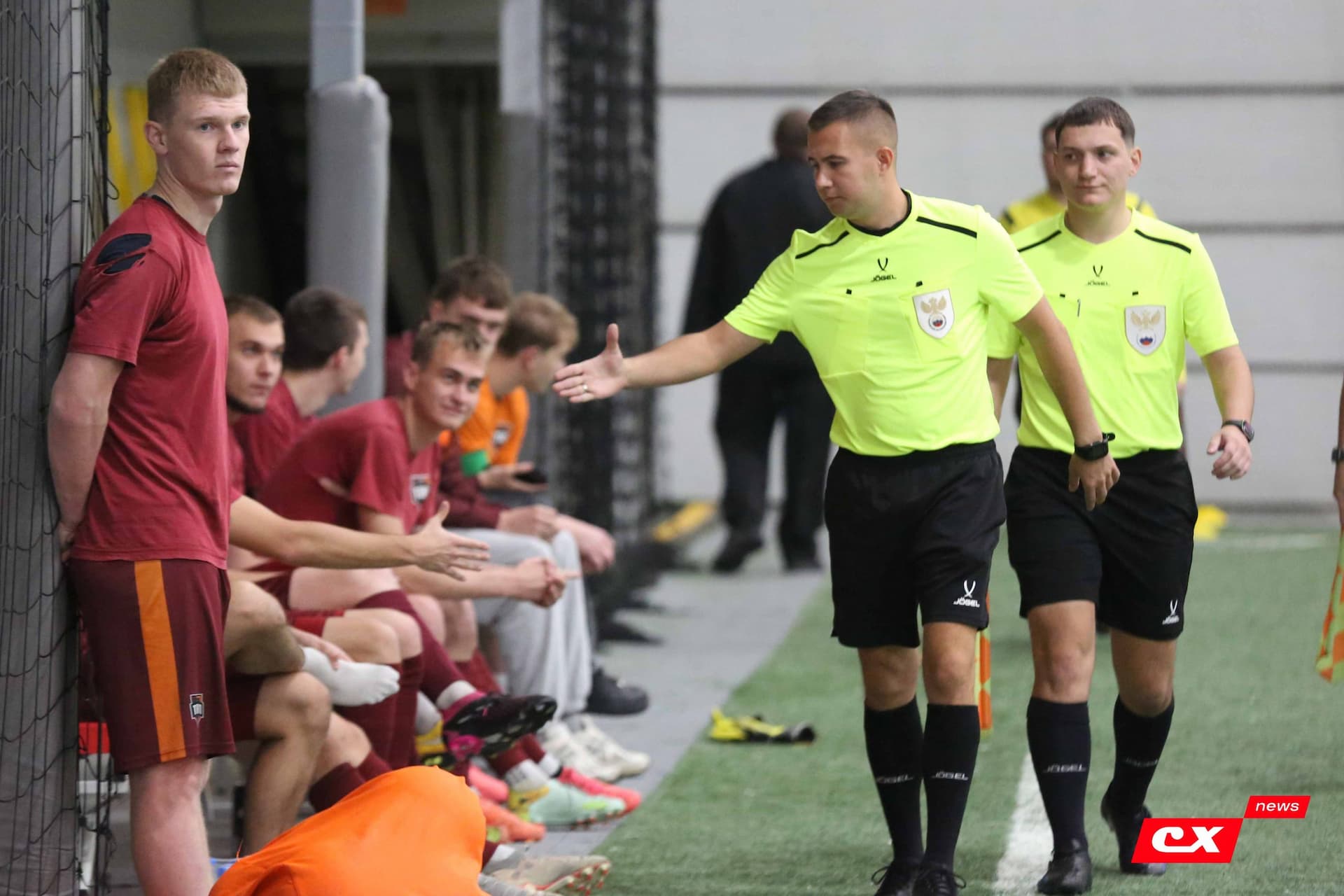 «Темп» 1:0 «Динамо-Барнаул-М». Третья лига. 05.10.2025. Александр Чёрный («Алтайский спорт»), Владимир Мартынов («CX News») — кадр 119