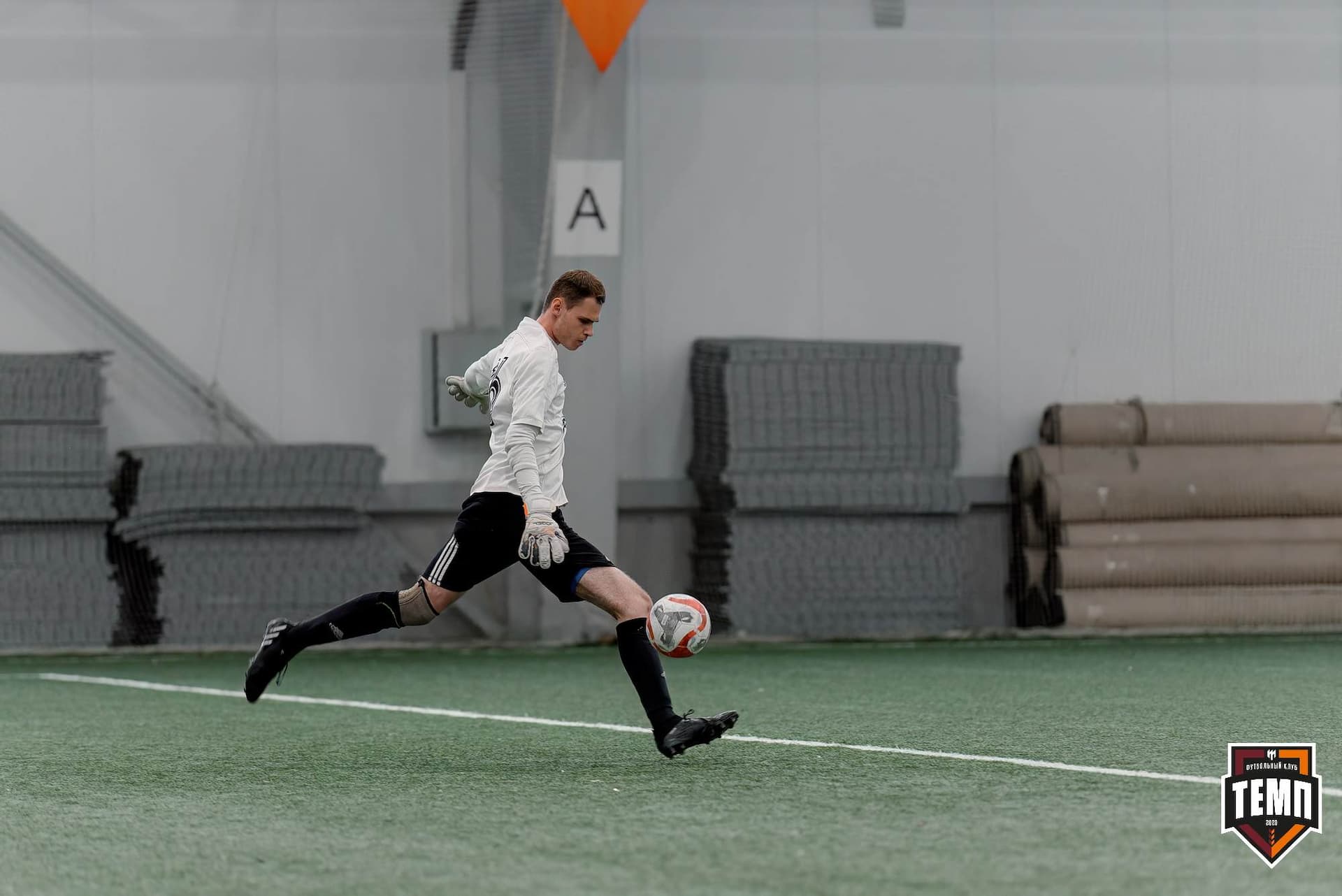 «Темп» 1:0 «Новокузнецк». Третья лига. 02.05.2025 — кадр 151