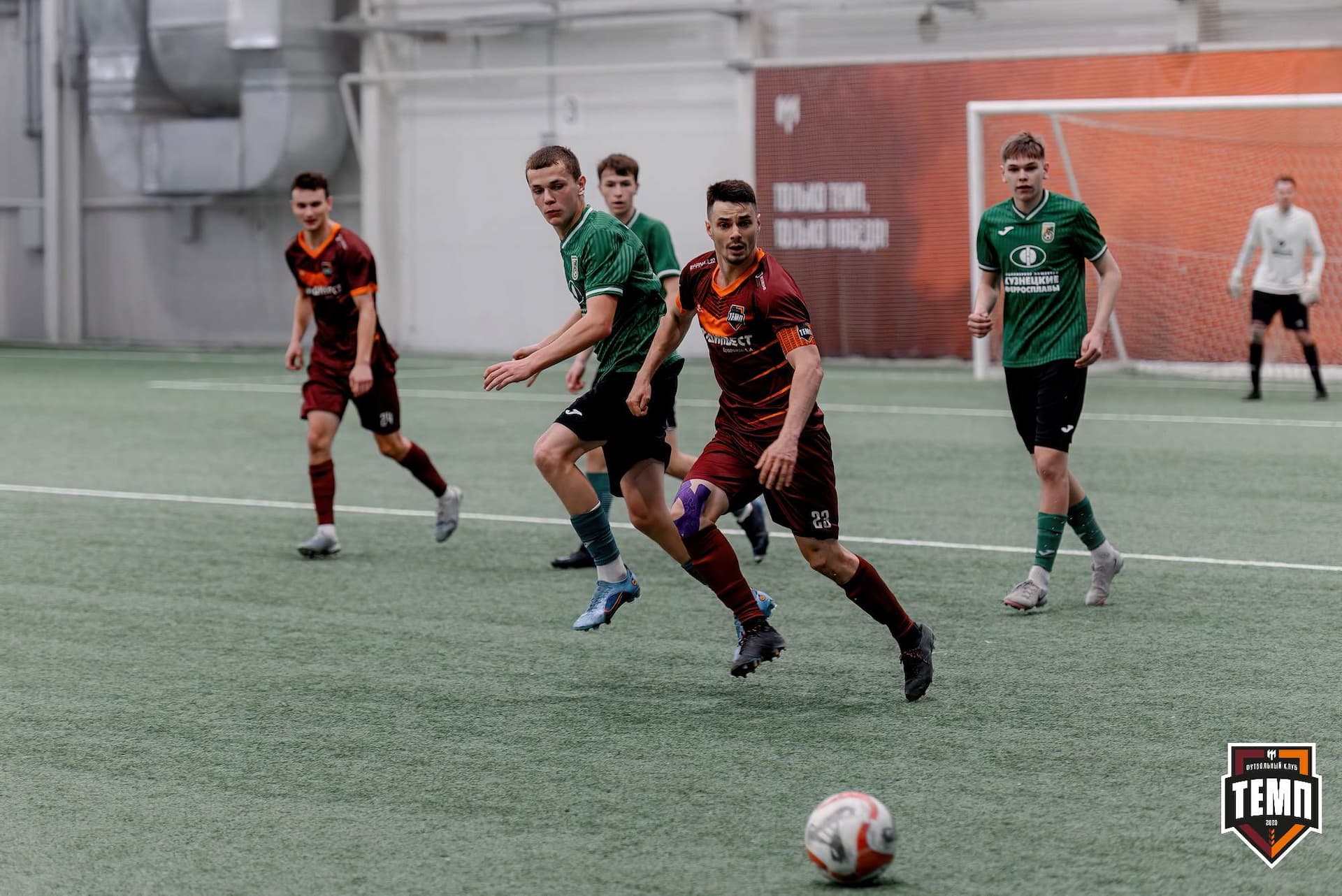 «Темп» 1:0 «Новокузнецк». Третья лига. 02.05.2025 — кадр 180