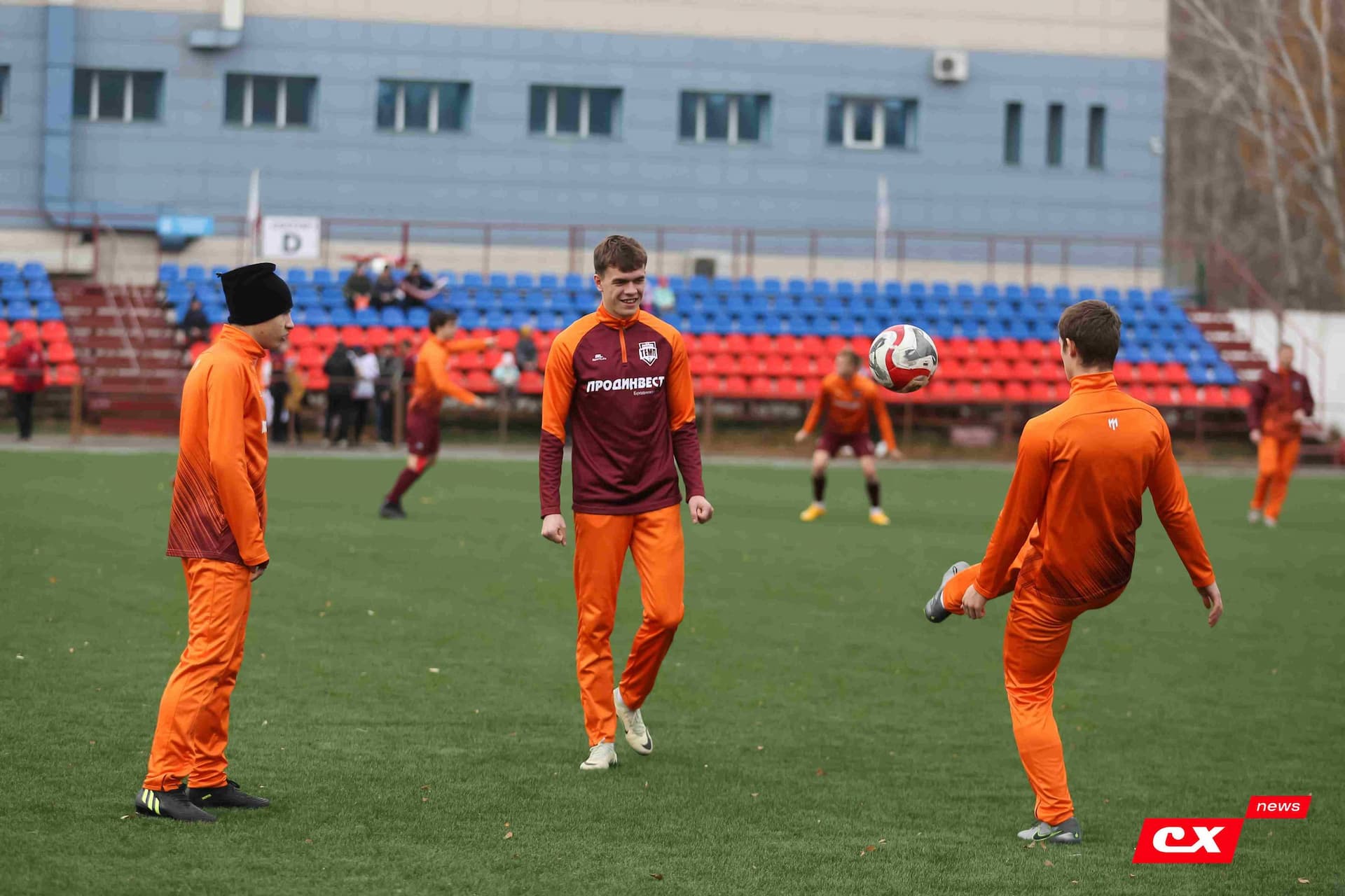 «Темп» 1:1 (5-3 пен.) «Полимер». Кубок Алтайского края. 26.10.2024. CX News — кадр 45