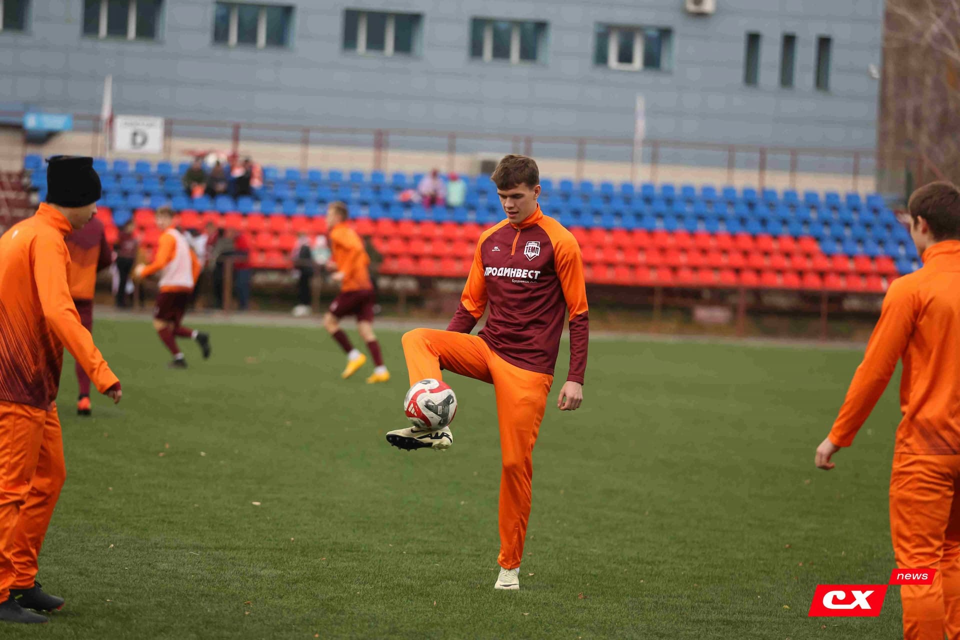 «Темп» 1:1 (5-3 пен.) «Полимер». Кубок Алтайского края. 26.10.2024. CX News — кадр 48