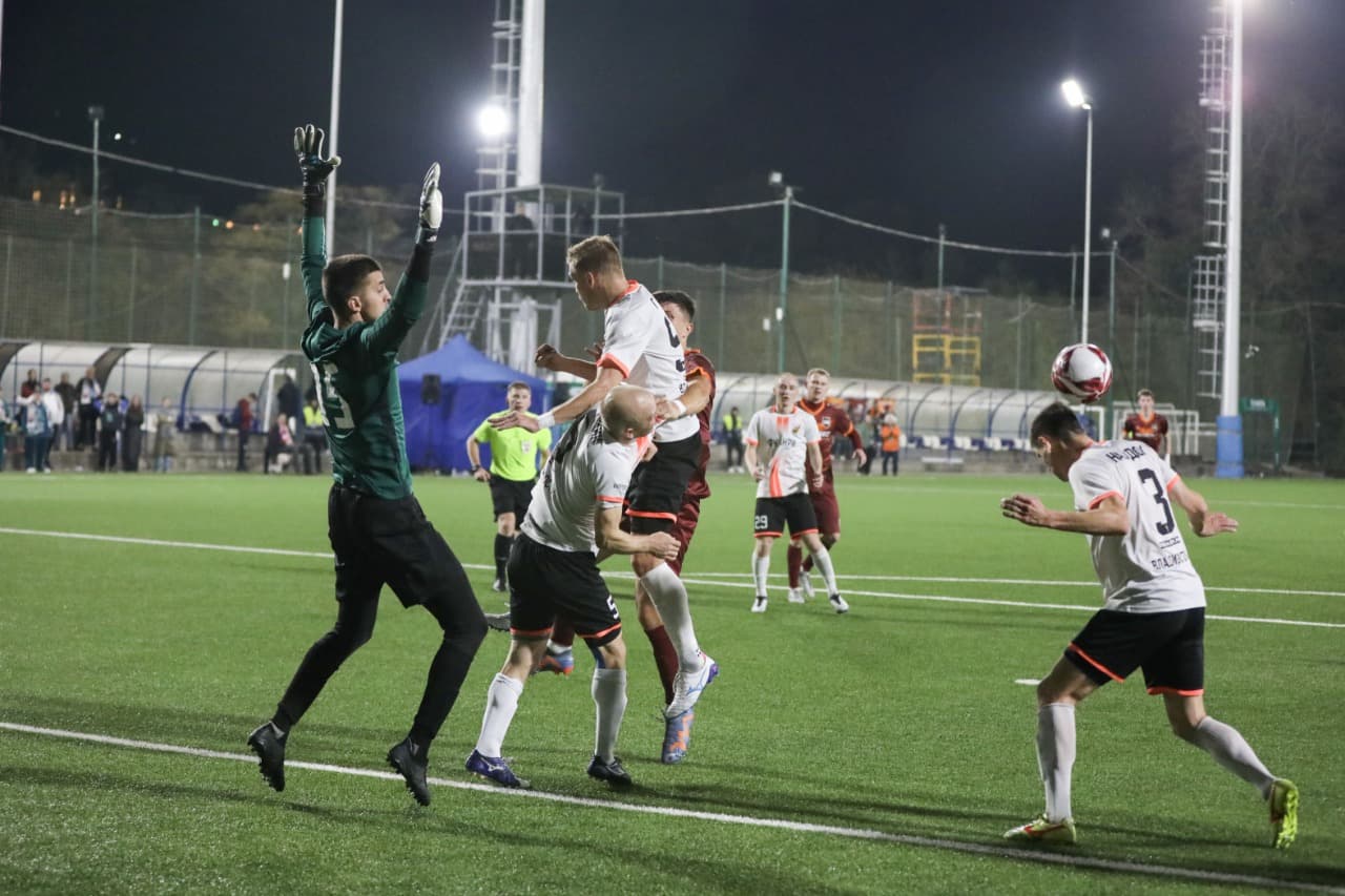 «Темп» 1:1 (5-4 пен.) «Анри». Финальный этап Третьей лиги. 08.11.2025. РФС — кадр 17