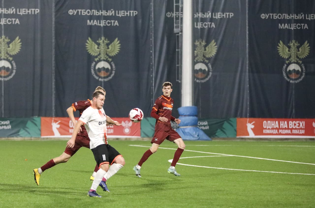 «Темп» 1:1 (5-4 пен.) «Анри». Финальный этап Третьей лиги. 08.11.2025. РФС — кадр 35