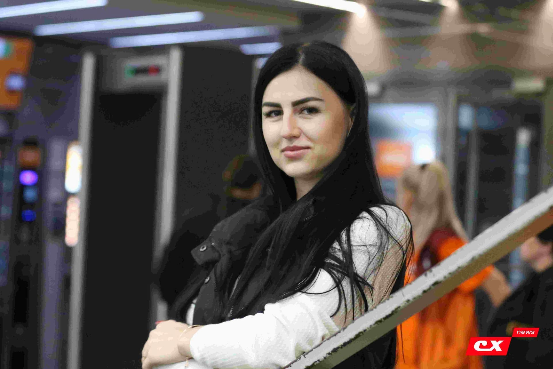 «Темп» 1:1 «КДВ». Третья лига. 26.09.2025. Владимир Мартынов («CX News») и Александр Чёрный («Алтайский спорт») — кадр 176