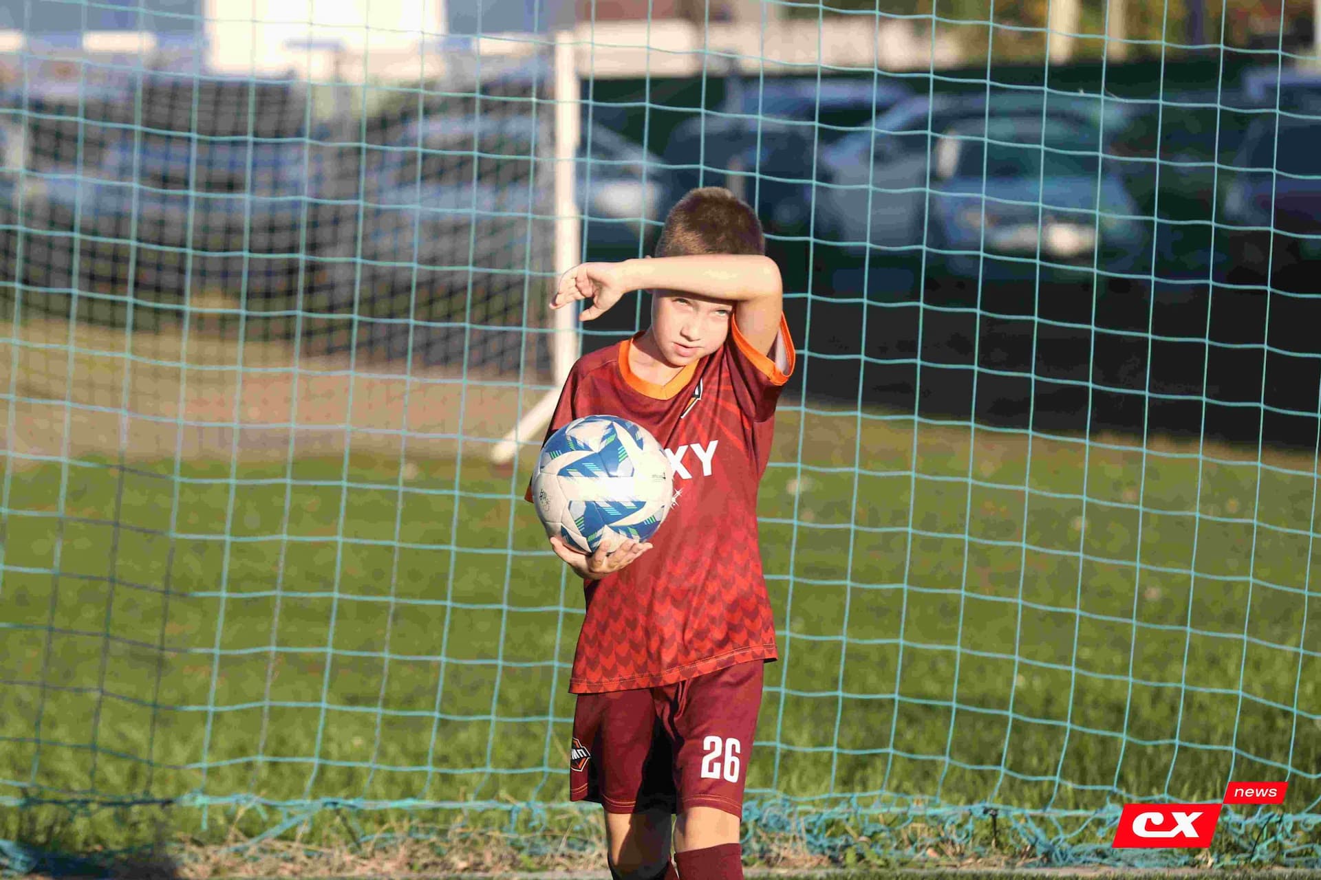 «Темп» 1:1 «КДВ». Третья лига. 26.09.2025. Владимир Мартынов («CX News») и Александр Чёрный («Алтайский спорт») — кадр 25