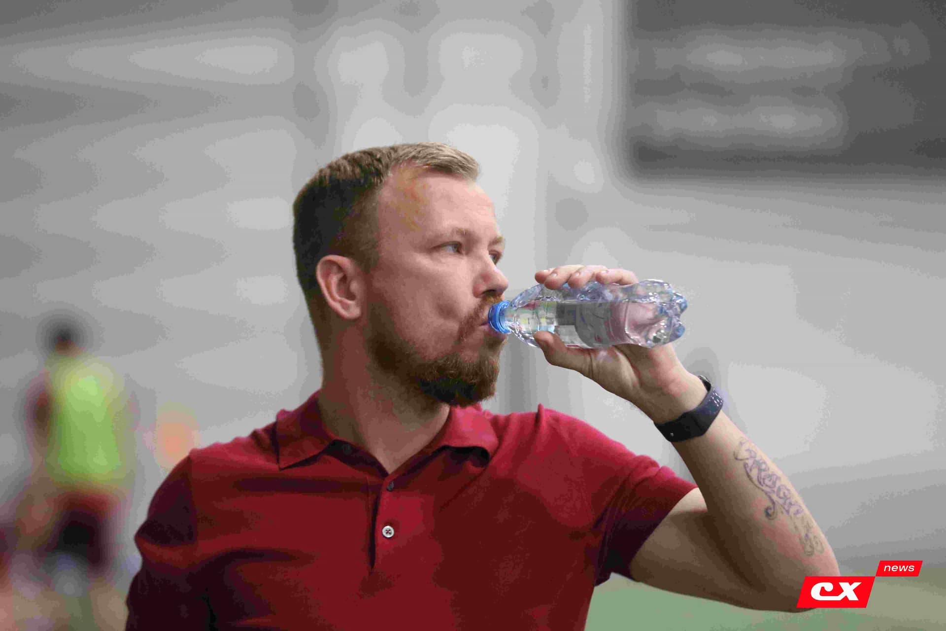 «Темп» 1:1 «КДВ». Третья лига. 26.09.2025. Владимир Мартынов («CX News») и Александр Чёрный («Алтайский спорт») — кадр 211