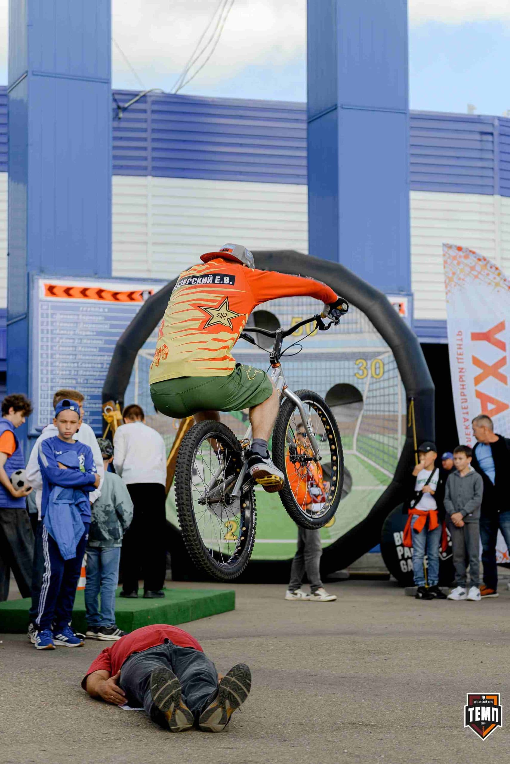 «Темп» 2:2 (пен. 3-1) «Уралец-ТС». FONBET Кубок России. 07.08.2025 — кадр 148