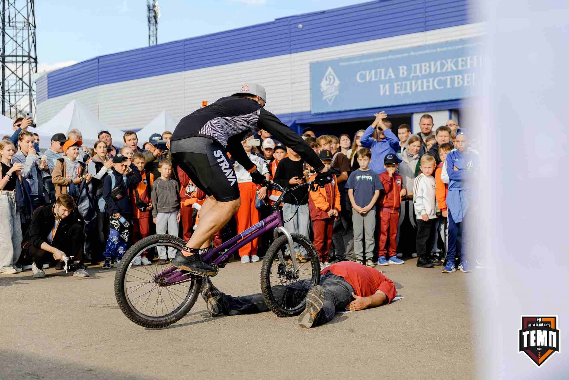 «Темп» 2:2 (пен. 3-1) «Уралец-ТС». FONBET Кубок России. 07.08.2025 — кадр 152