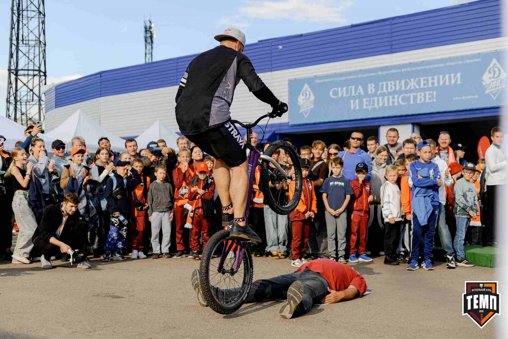 «Темп» 2:2 (пен. 3-1) «Уралец-ТС». FONBET Кубок России. 07.08.2025 — кадр 153